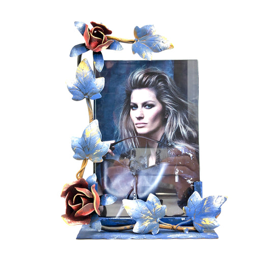 Blue vertical photo frame with roses