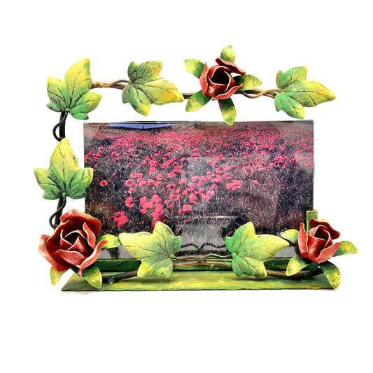 Green horizontal photo frame with roses